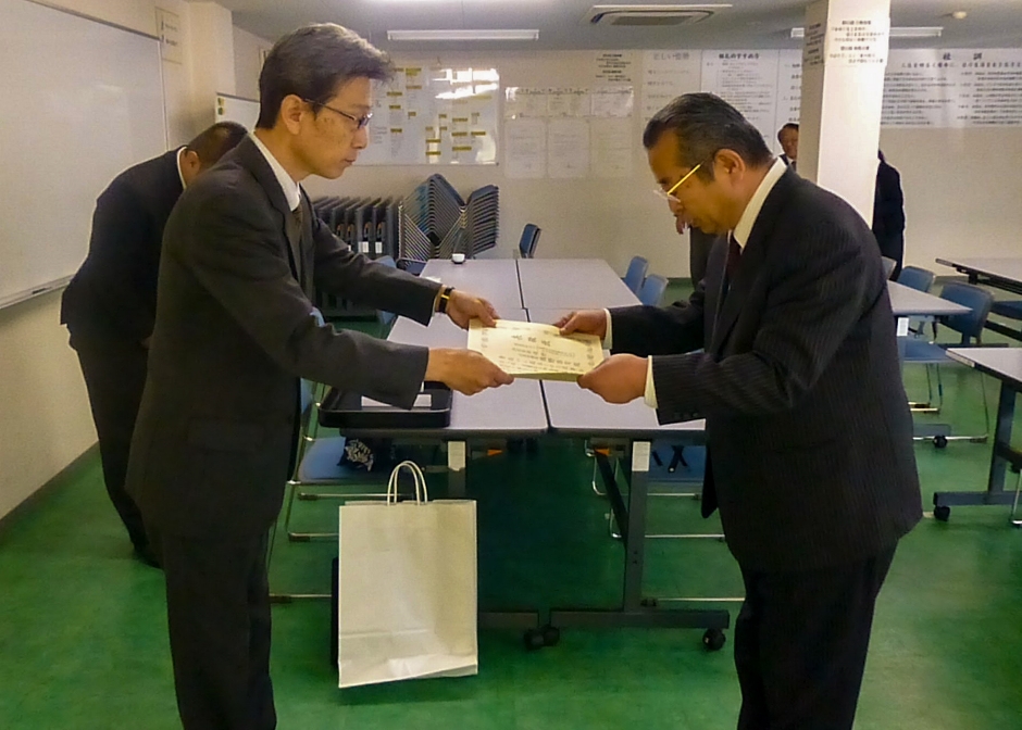 磐田税務署から優良申告法人として表彰状を頂きました